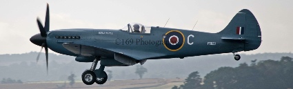 Spitfire Landing (copyright).jpg